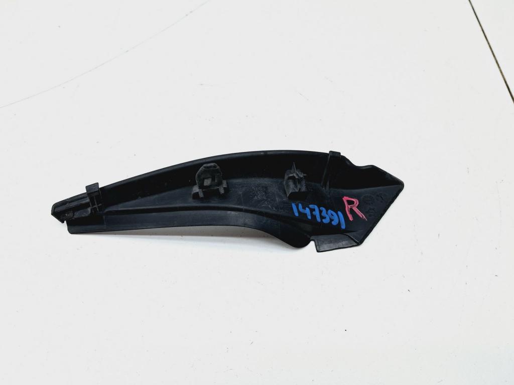 Накладка лобового стекла правая, 800 рублей, Пермь