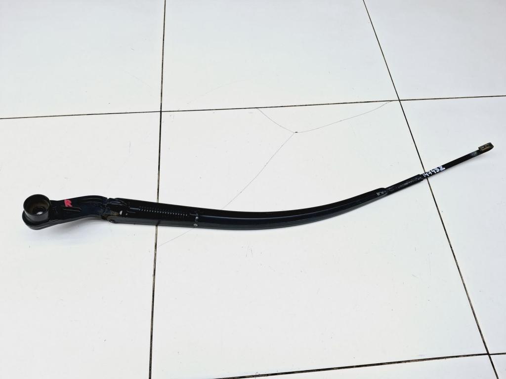 Поводок стеклоочистителя передний правый, 1500 рублей, Пермь