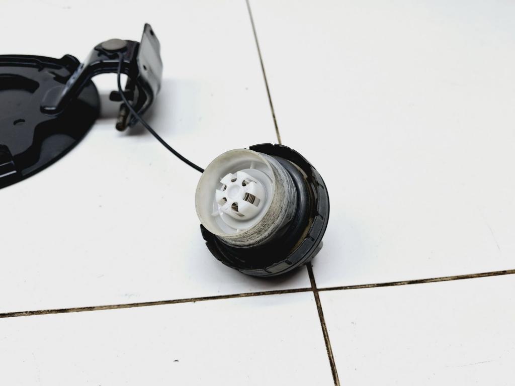 Лючок бензобака, 2000 рублей, Пермь