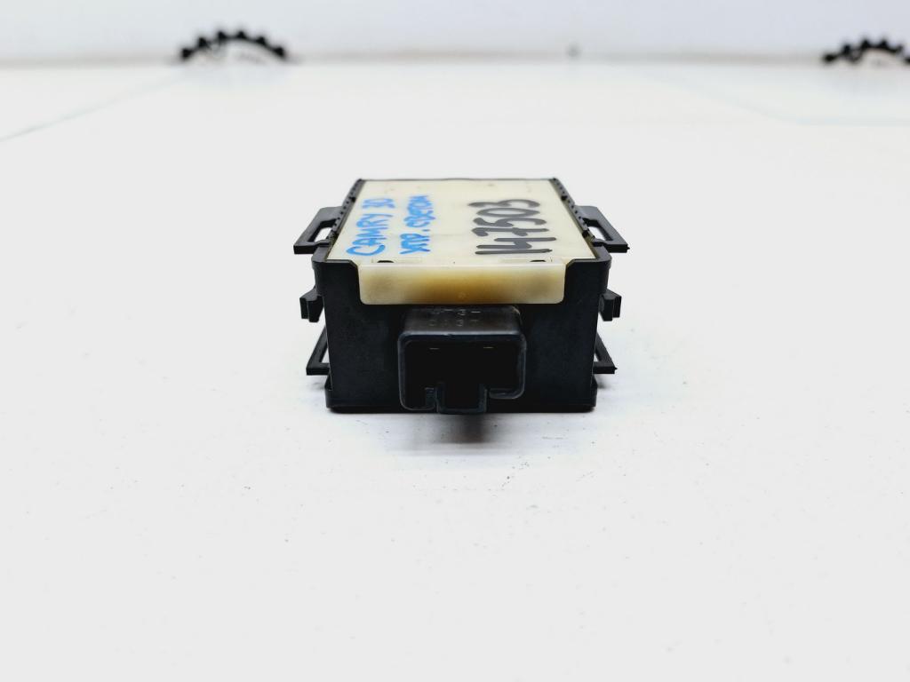 Кнопка освещения панели приборов, 500 рублей, Пермь