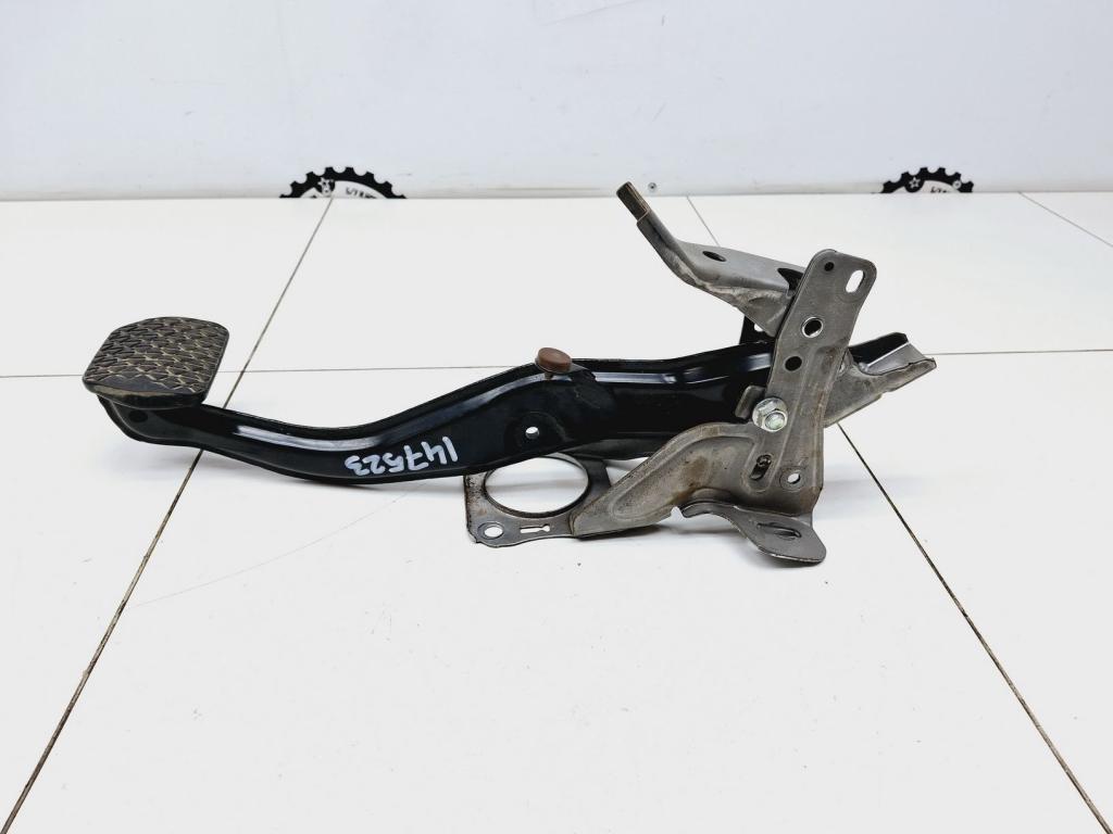 Педаль тормоза, 1000 рублей, Пермь