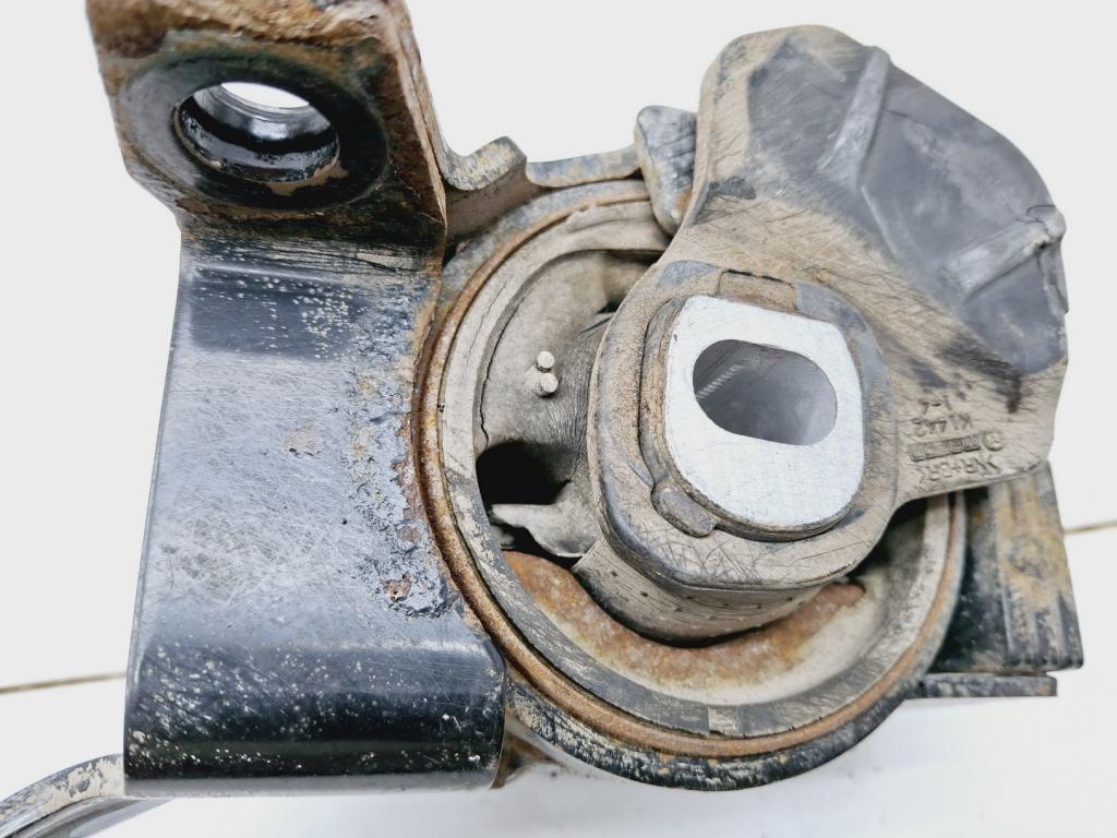 Опора двигателя левая, 2500 рублей, Пермь