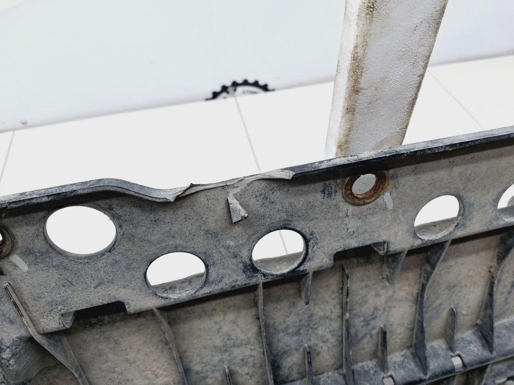 Пыльник двигателя центральный, 2500 рублей, Пермь