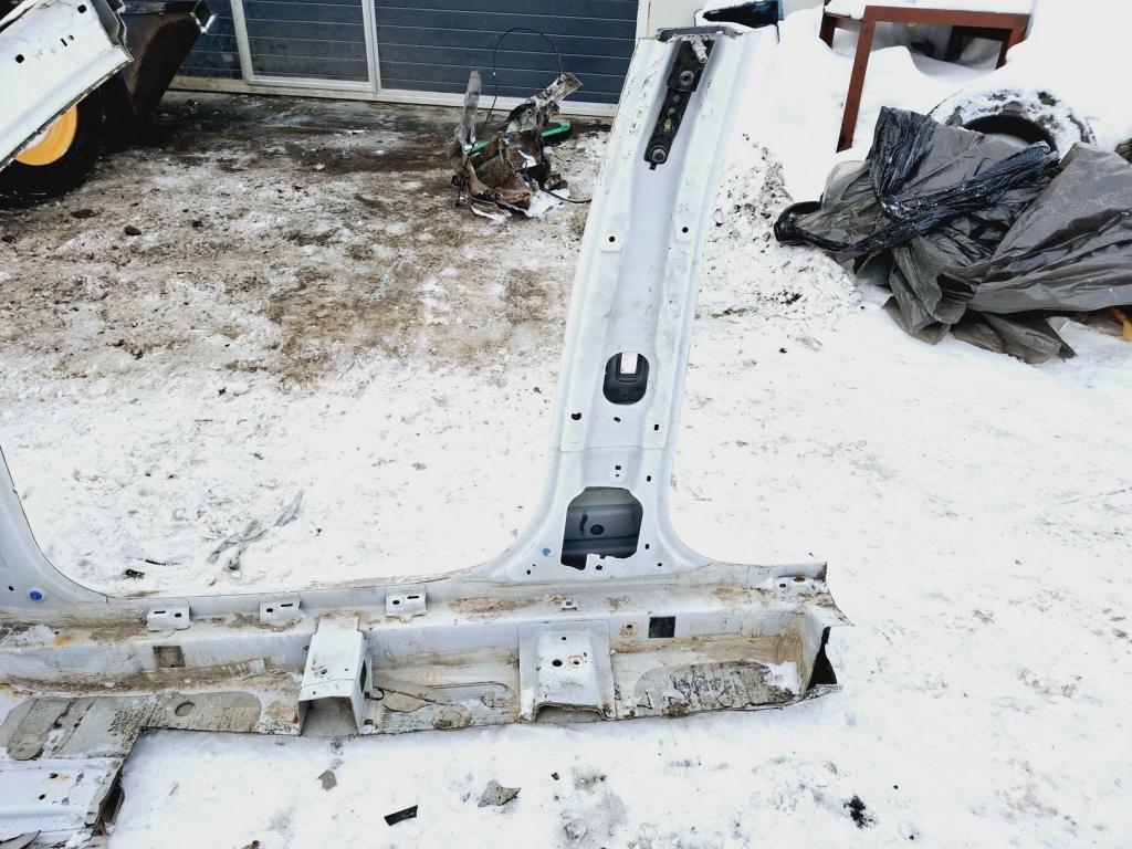 Порог со стойкой правый, 25000 рублей, Пермь