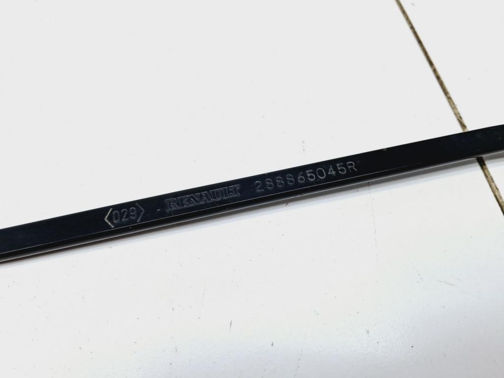 Поводок стеклоочистителя передний правый, 700 рублей, Пермь