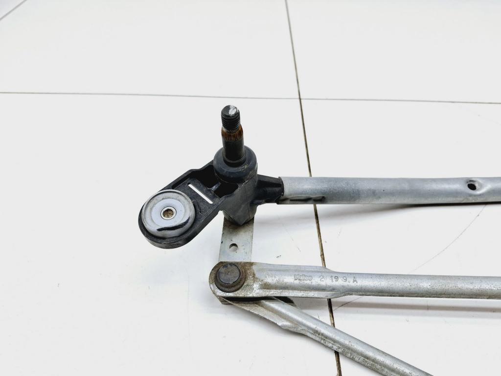 Трапеция дворников, 2000 рублей, Пермь