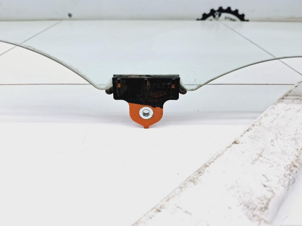 Стекло двери задней правой, 2000 рублей, Пермь