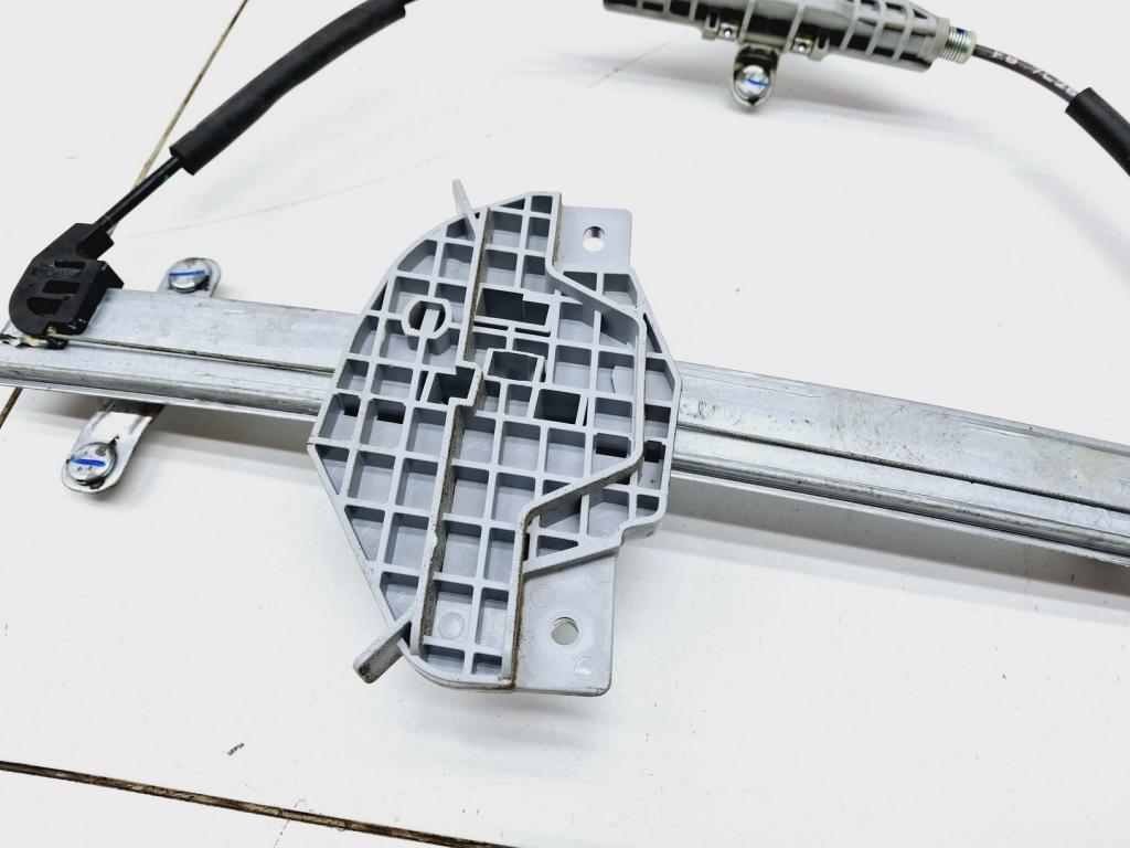 Стеклоподъемник механический задний левый, 4000 рублей, Пермь