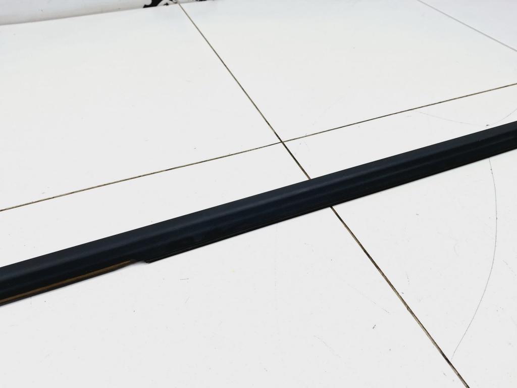 Накладка стекла заднего левого, 1500 рублей, Пермь