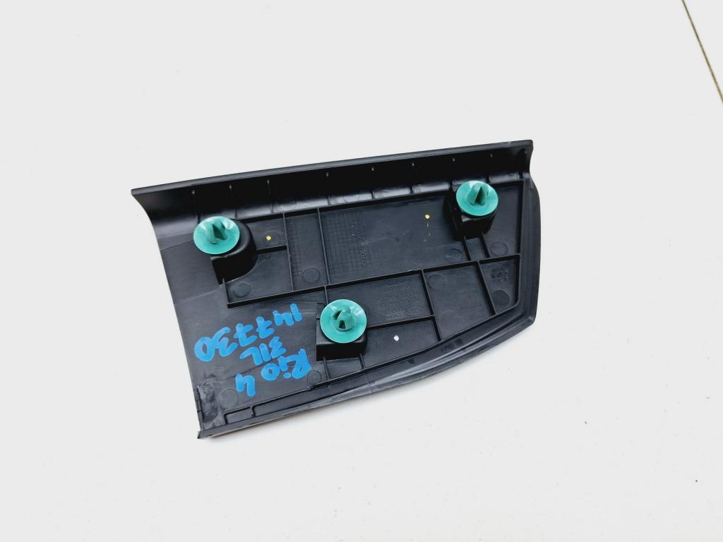 Накладка двери задней левой, 800 рублей, Пермь