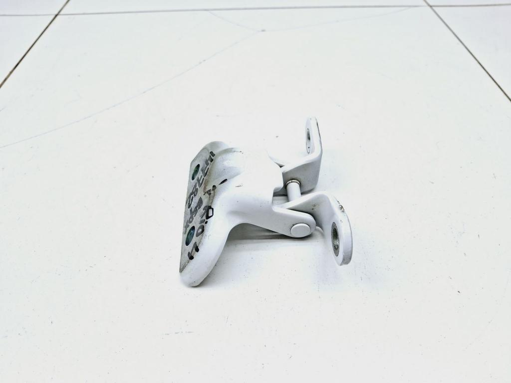 Петля двери задней левой верхняя, 1000 рублей, Пермь