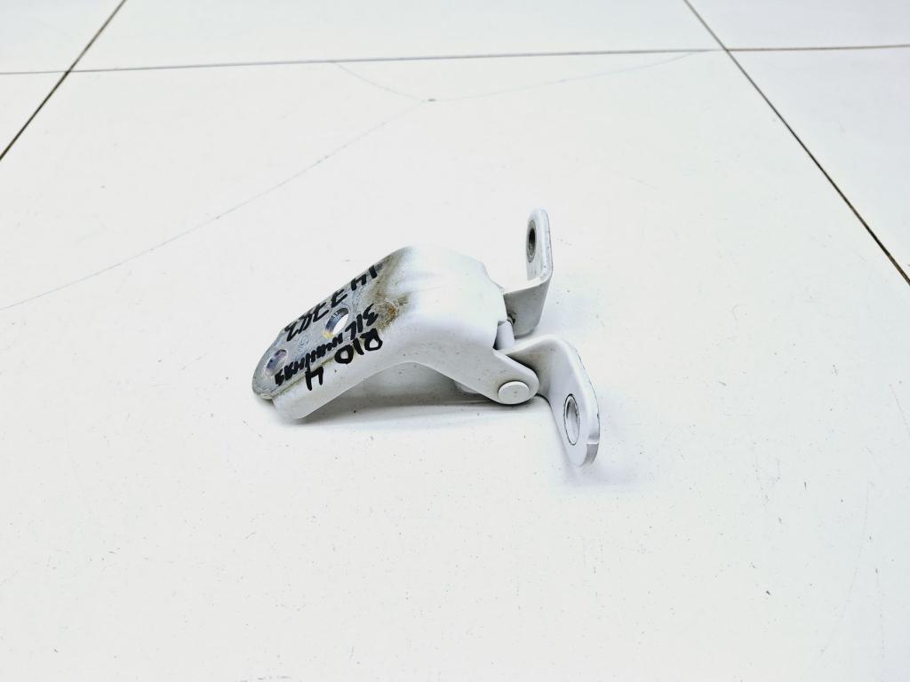 Петля двери задней левой нижняя, 1000 рублей, Пермь