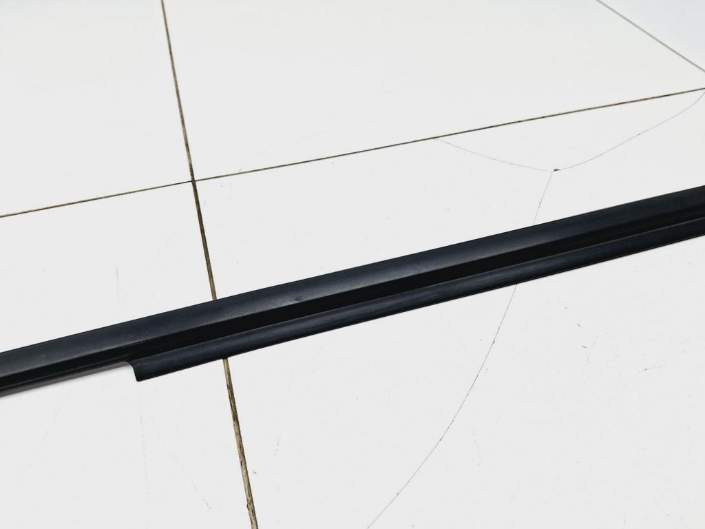 Накладка стекла заднего левого, 1000 рублей, Пермь