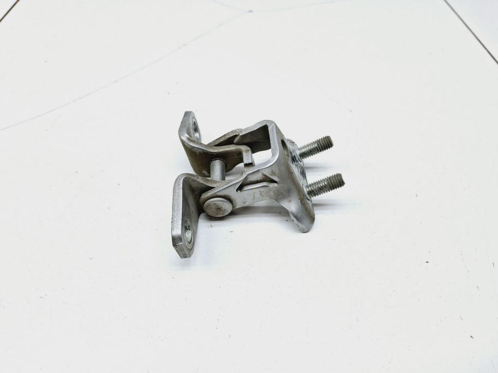 Петля двери задней правой верхняя, 550 рублей, Пермь