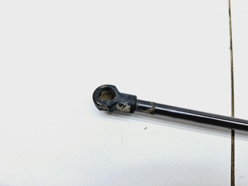 Амортизатор двери багажника, 500 рублей, Пермь