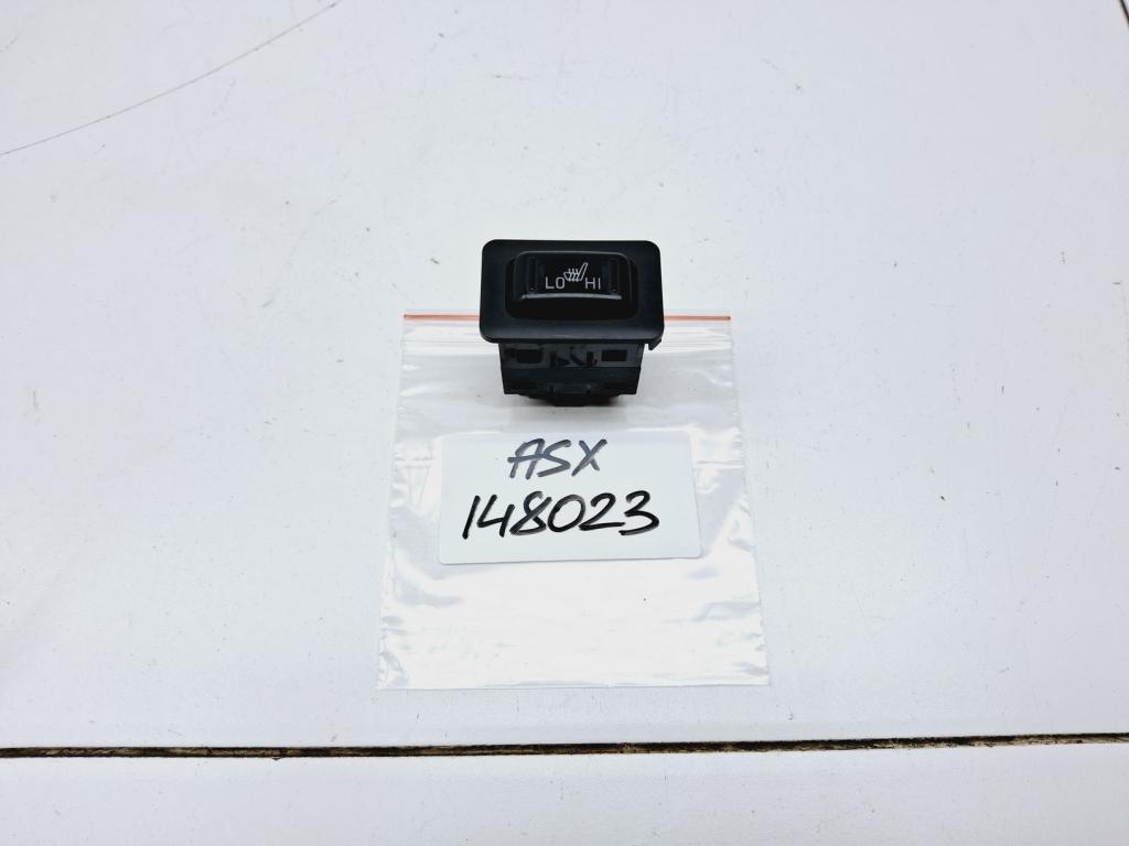 Кнопка обогрева сидений, 800 рублей, Пермь