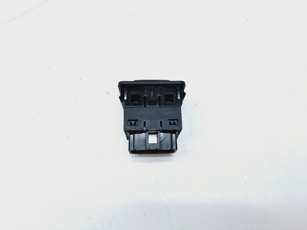 Кнопка обогрева сидений, 800 рублей, Пермь