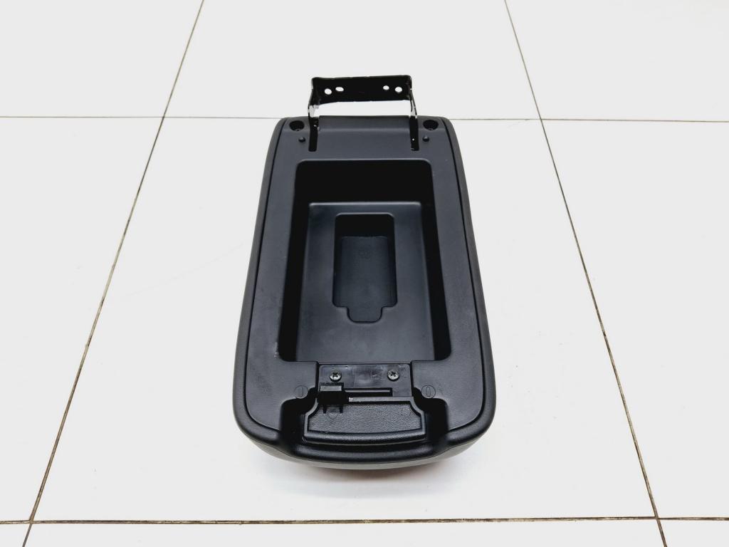 Подлокотник, 2000 рублей, Пермь