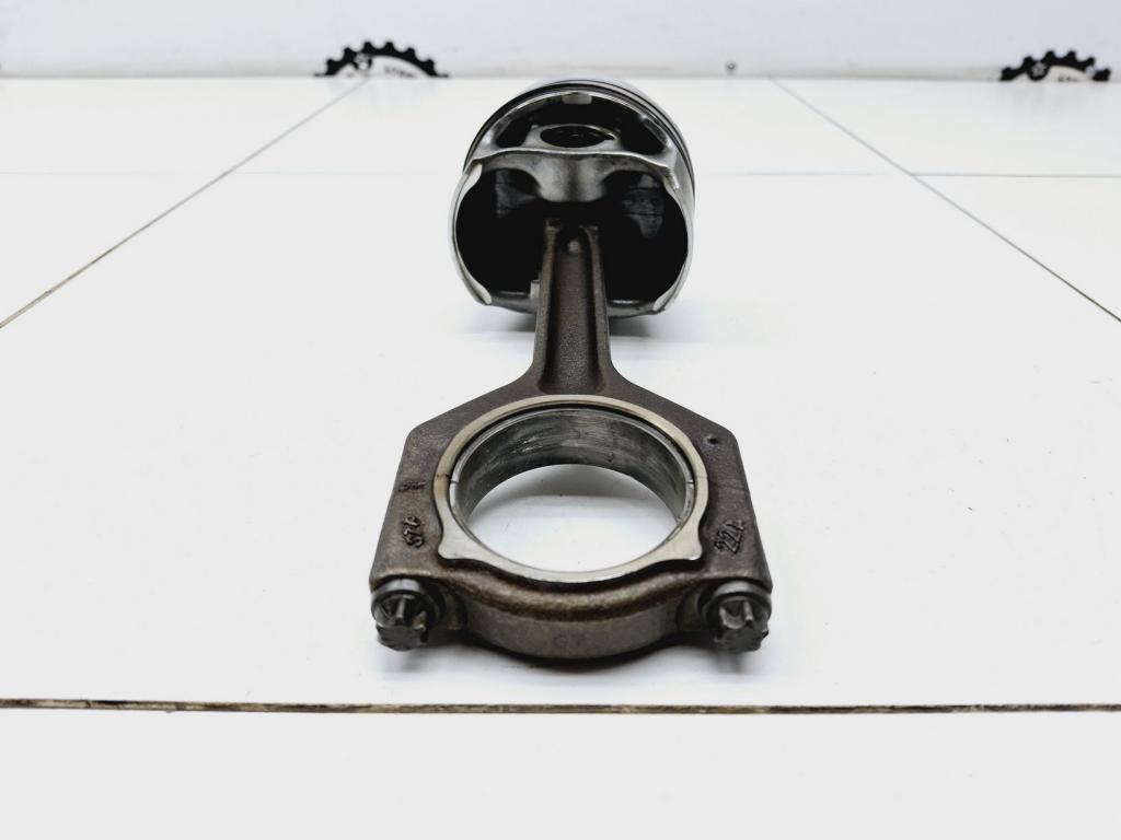 Поршень с шатуном, 7000 рублей, Пермь