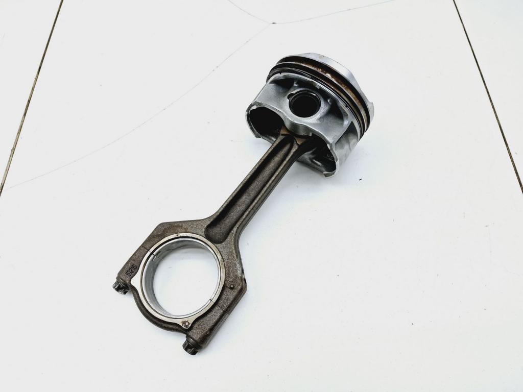 Поршень с шатуном, 7000 рублей, Пермь