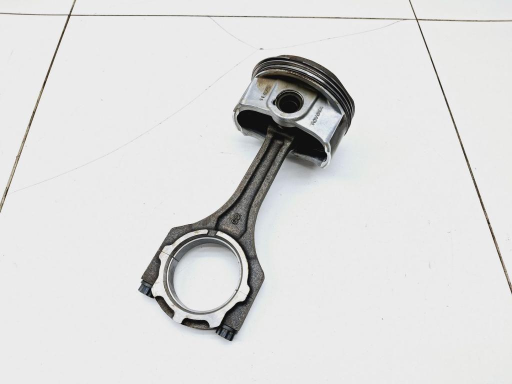 Поршень с шатуном, 3000 рублей, Пермь