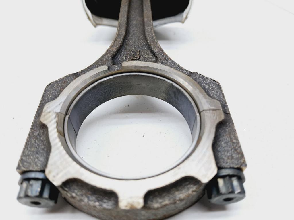 Поршень с шатуном, 3000 рублей, Пермь