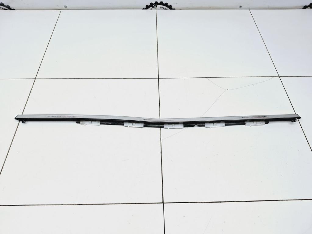 Накладка стекла заднего правого, 1000 рублей, Пермь