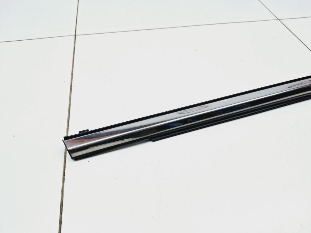 Накладка стекла заднего правого, 1000 рублей, Пермь