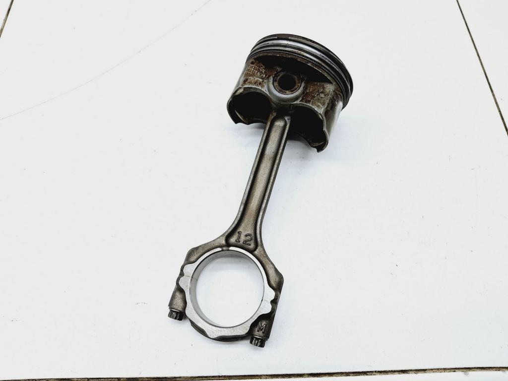 Поршень с шатуном, 4000 рублей, Пермь