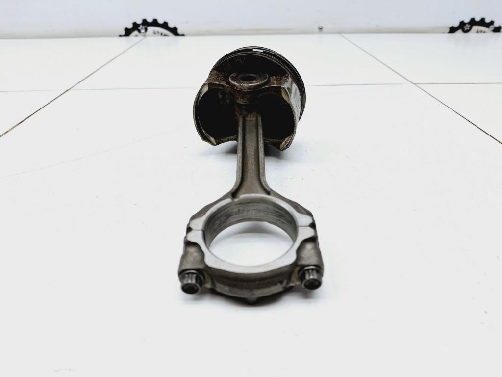 Поршень с шатуном, 4000 рублей, Пермь