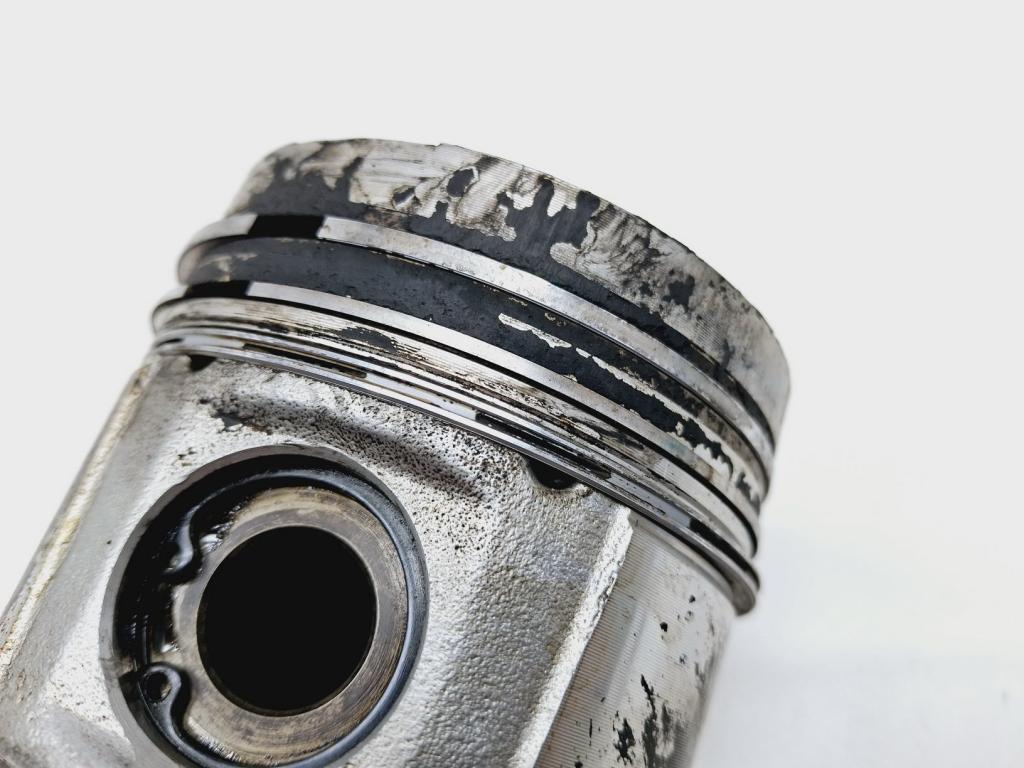 Поршень с шатуном, 2250 рублей, Пермь