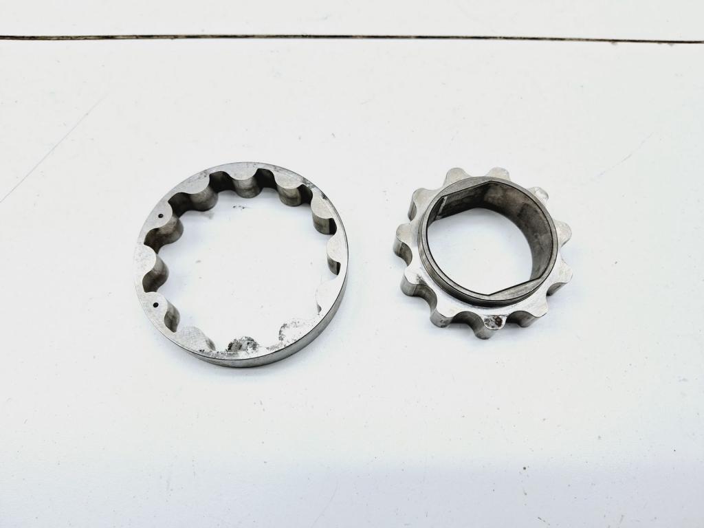 Крышка двигателя передняя, 9000 рублей, Пермь