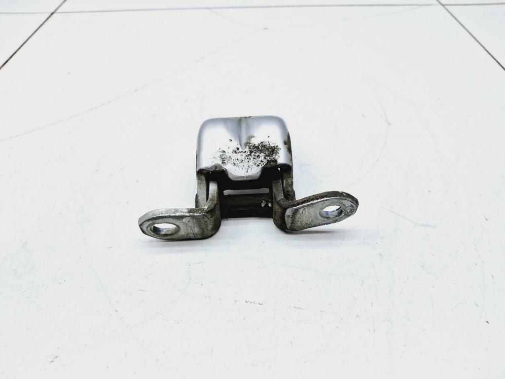 Петля двери передней левой нижняя, 500 рублей, Пермь