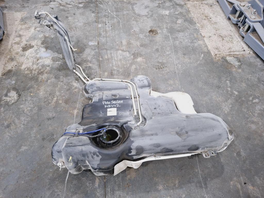 Бак топливный, 2000 рублей, Пермь