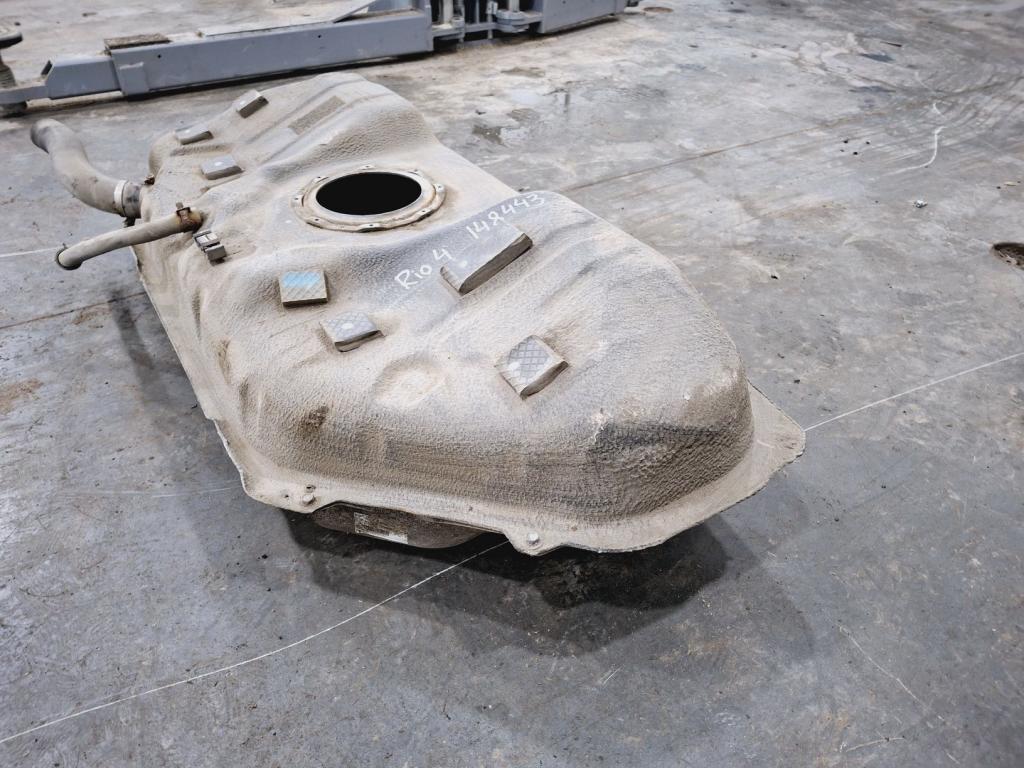 Бак топливный, 4000 рублей, Пермь