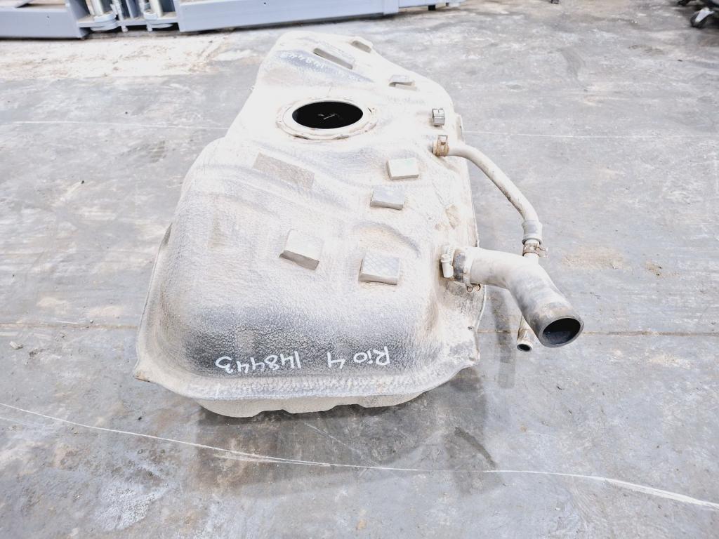 Бак топливный, 4000 рублей, Пермь