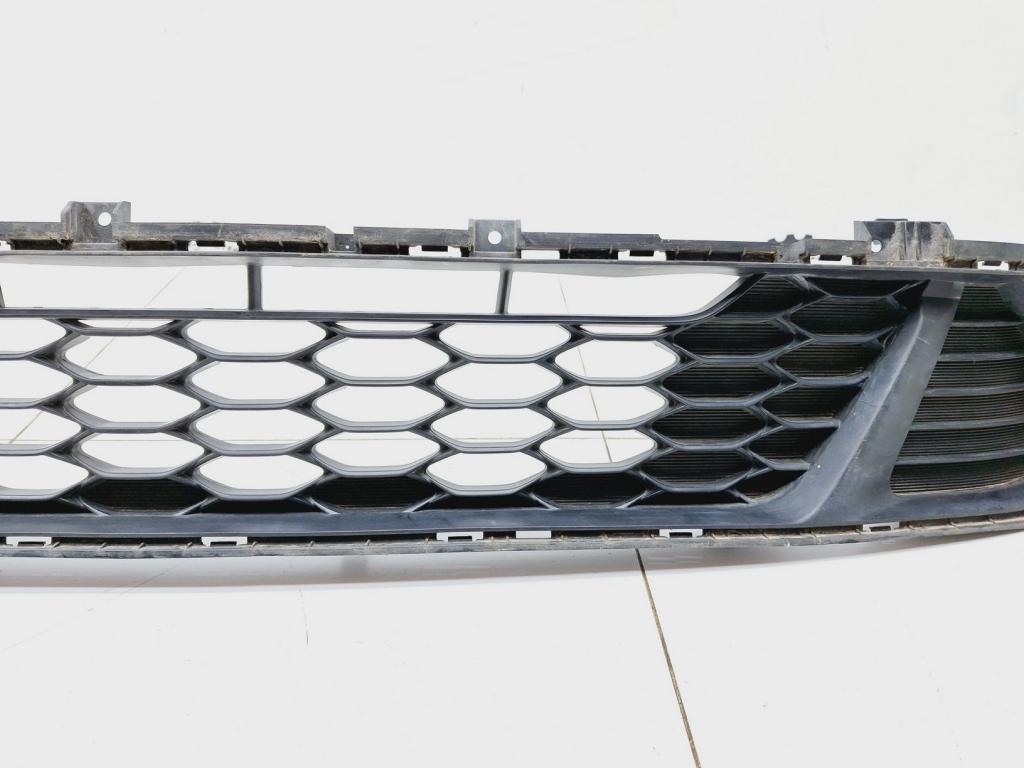 Решетка в бампер центральная, 2500 рублей, Пермь