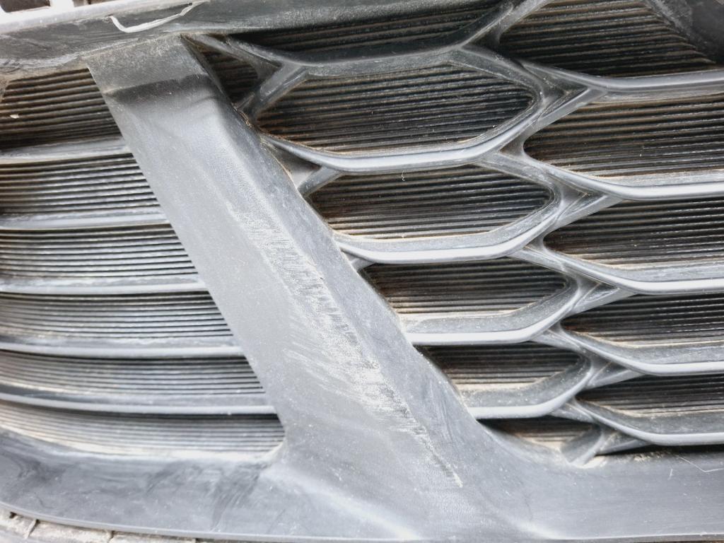 Решетка в бампер центральная, 2500 рублей, Пермь