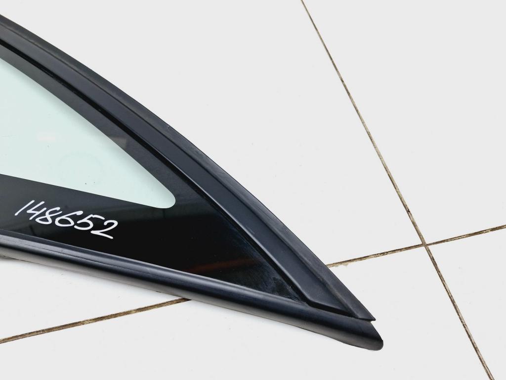 Стекло кузовное глухое правое, 1000 рублей, Пермь