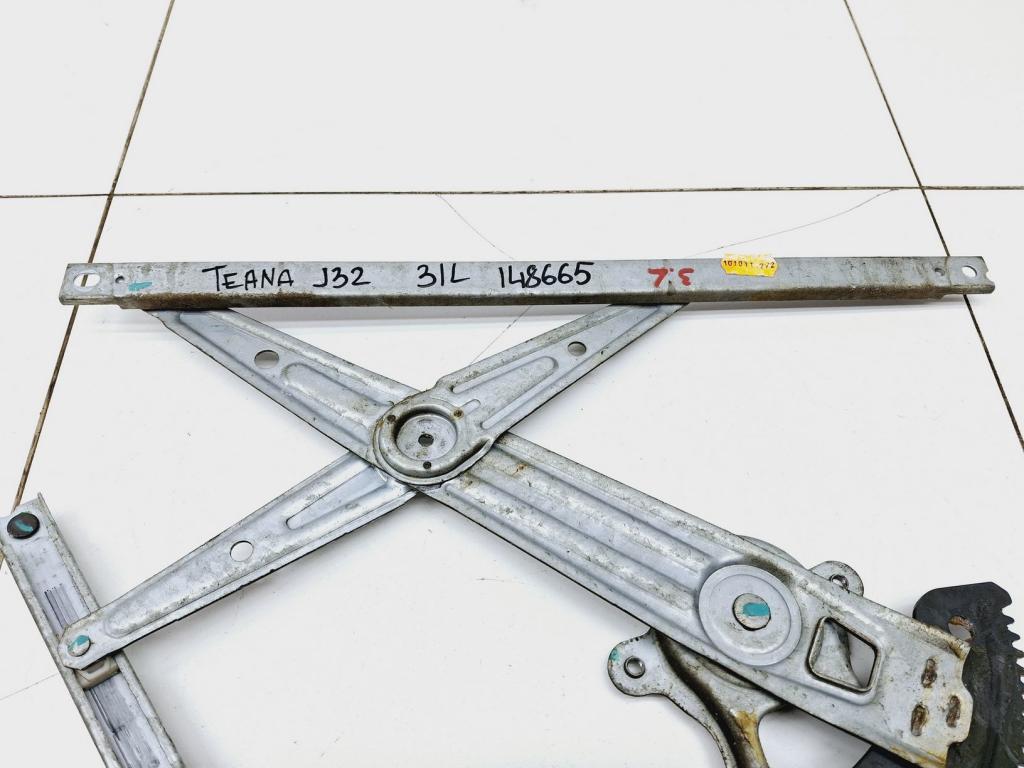 Стеклоподъемник задний левый, 1000 рублей, Пермь