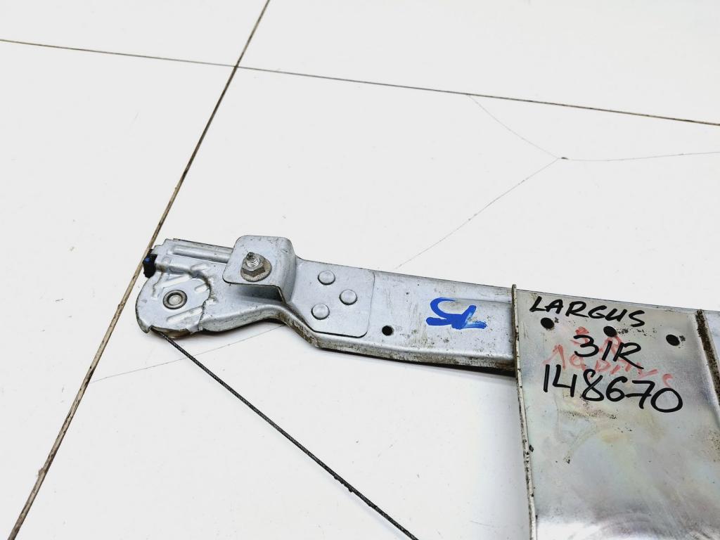 Стеклоподъемник механический задний правый, 500 рублей, Пермь