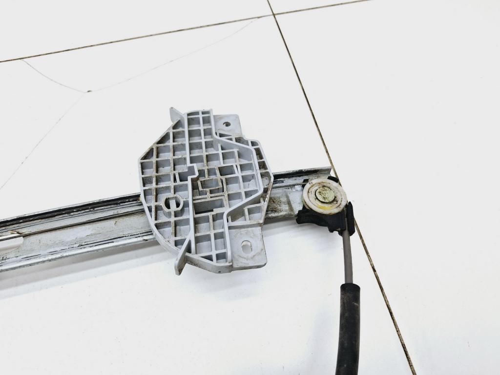 Стеклоподъемник механический задний правый, 2500 рублей, Пермь