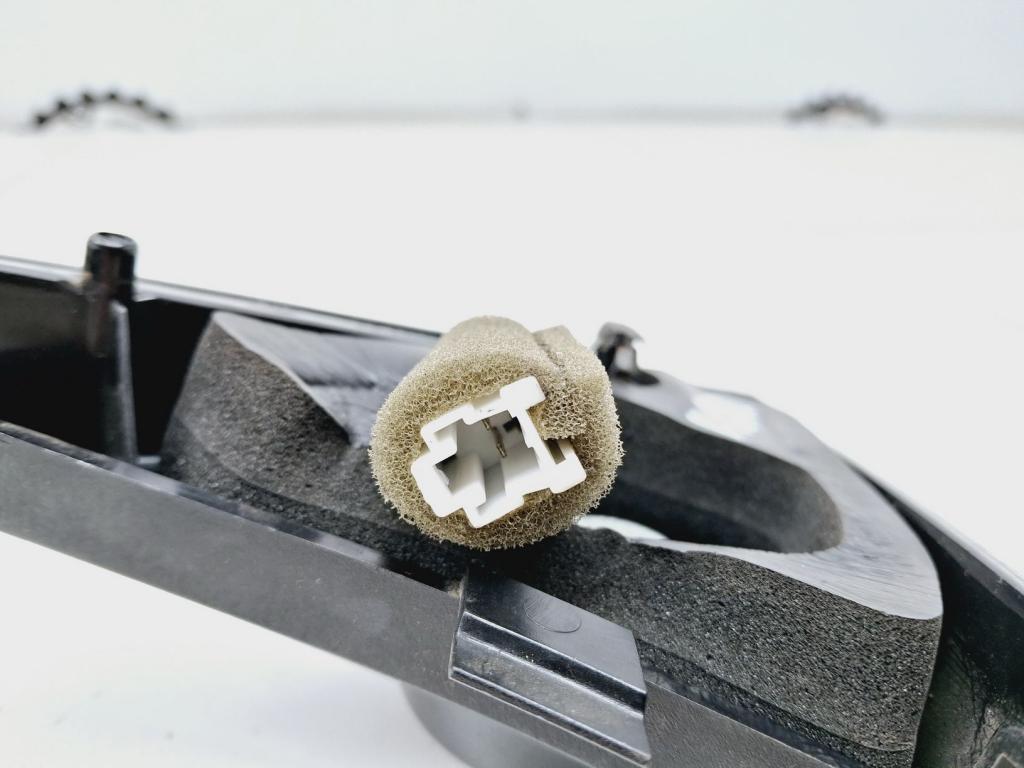 Крышка зеркала внутренняя левая, 500 рублей, Пермь