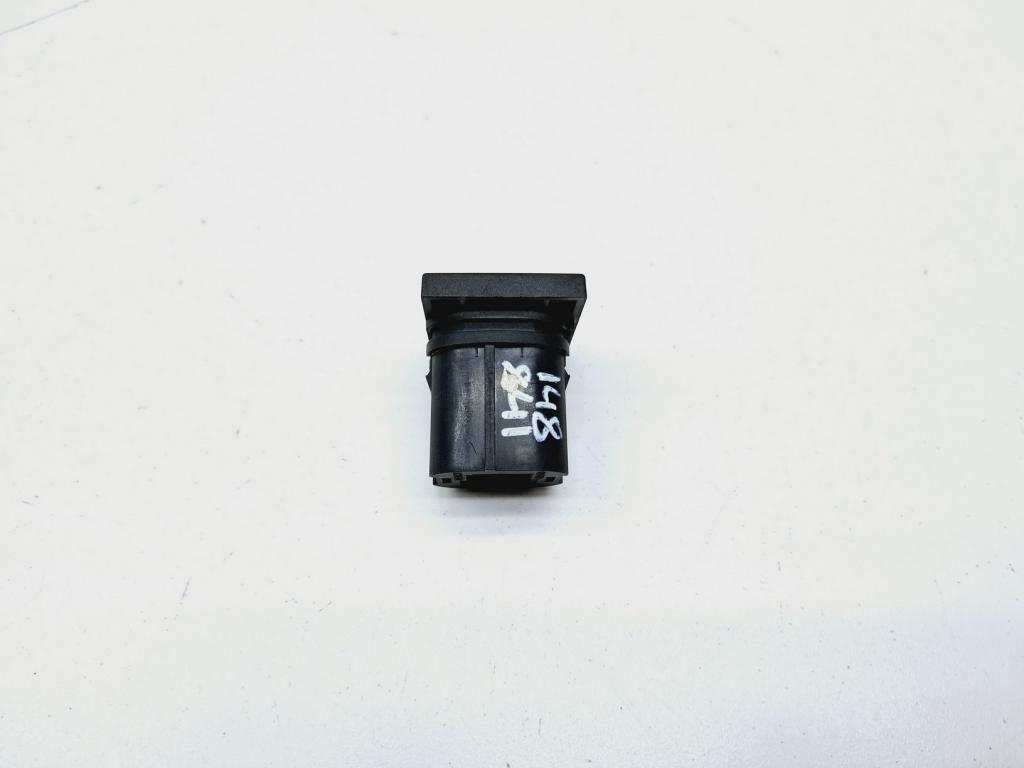 Кнопка обогрева заднего стекла, 500 рублей, Пермь