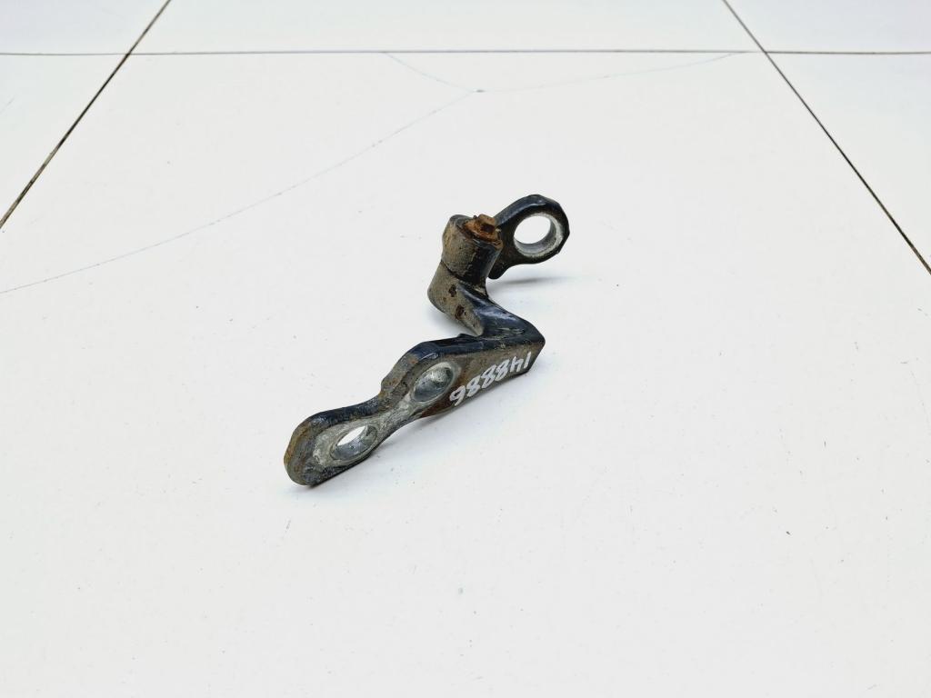 Петля двери передней правой нижняя, 500 рублей, Пермь