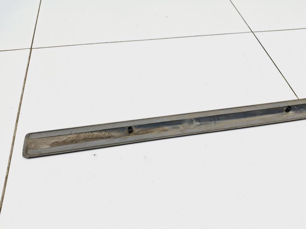 Молдинг передней двери, 800 рублей, Пермь