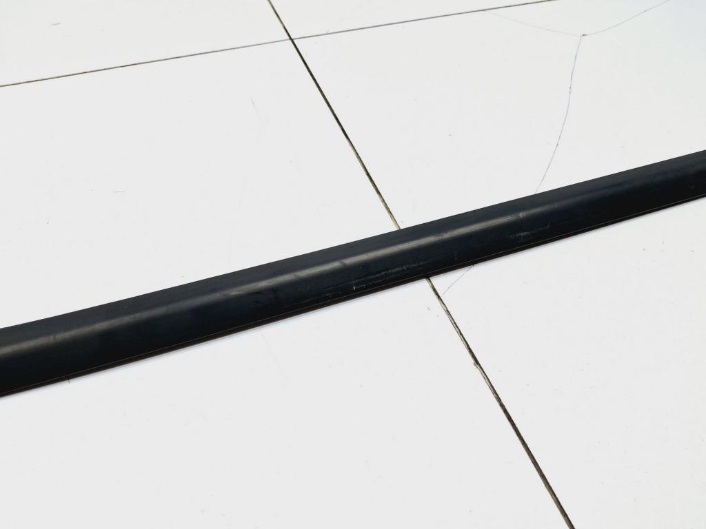 Накладка стекла переднего правого, 1500 рублей, Пермь