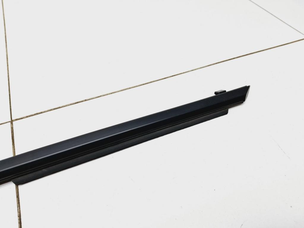 Накладка стекла заднего левого, 2500 рублей, Пермь