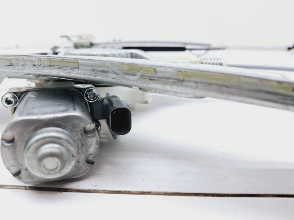 Стеклоподъемник задний левый, 3000 рублей, Пермь