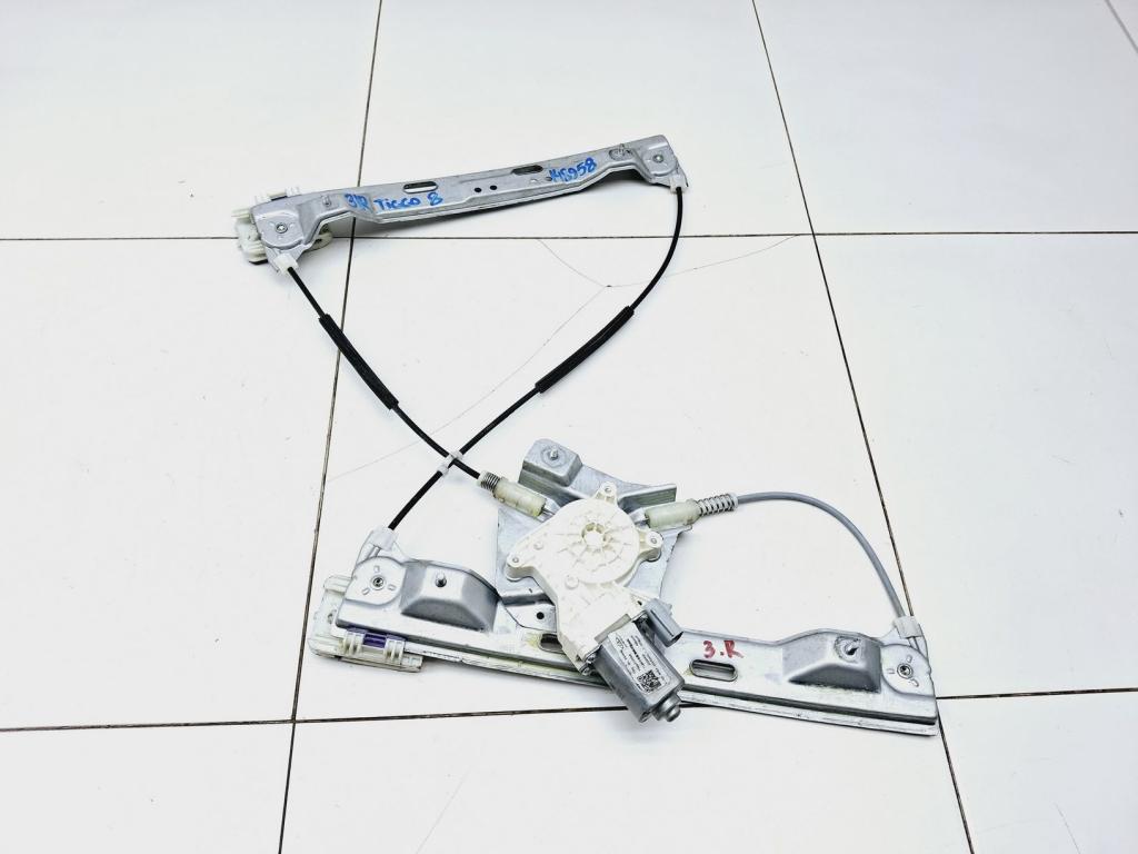 Стеклоподъемник задний правый, 3000 рублей, Пермь